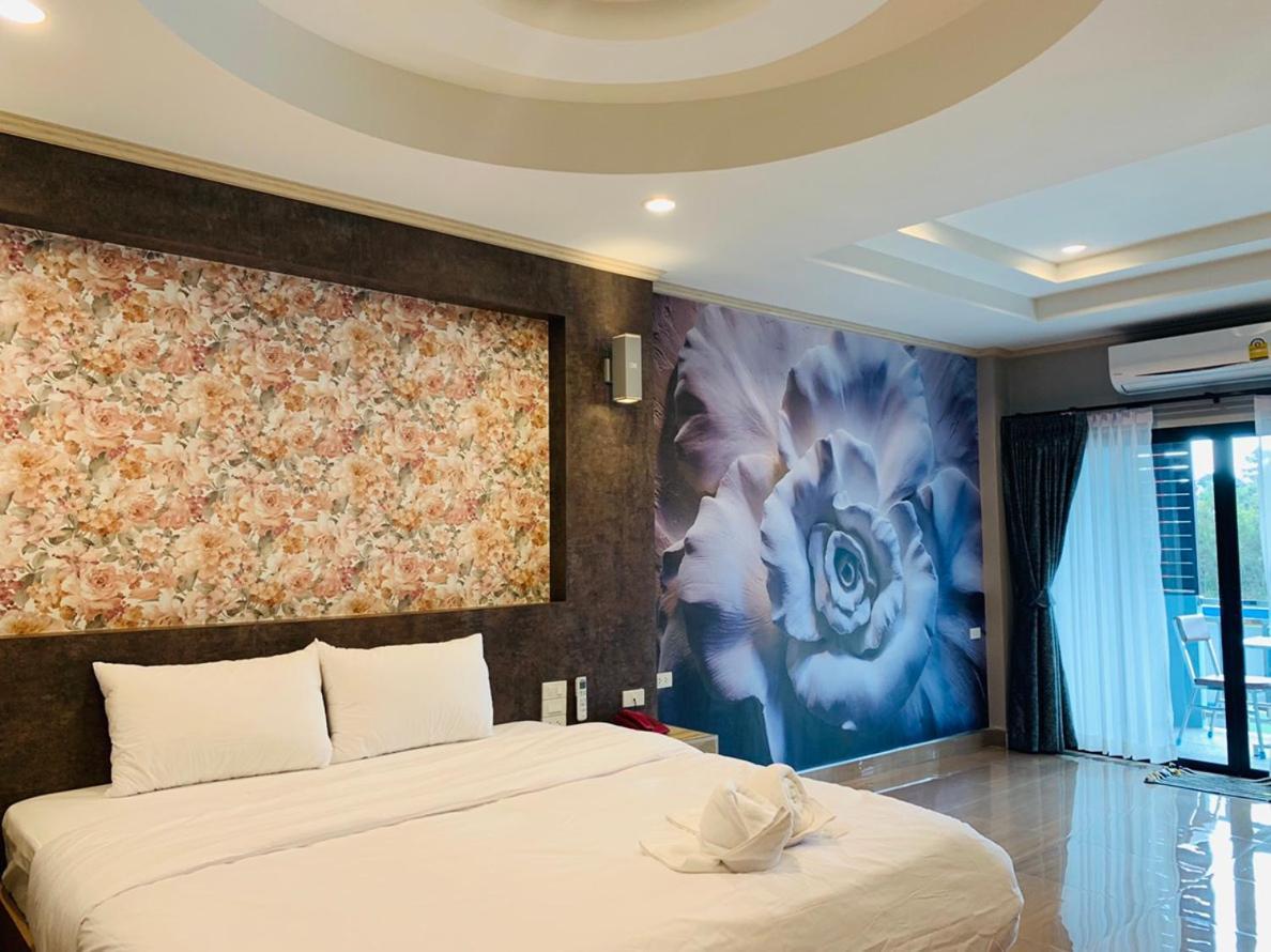 โรงแรมมาลินี Surin Luaran gambar