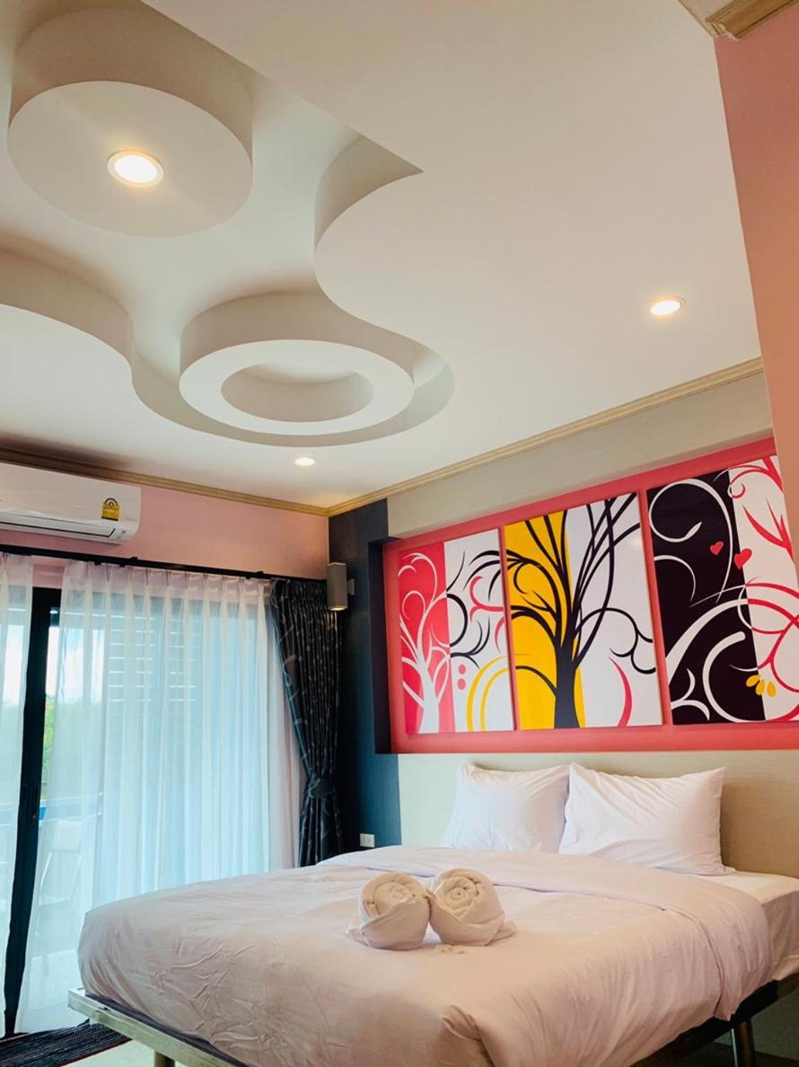 โรงแรมมาลินี Surin Luaran gambar