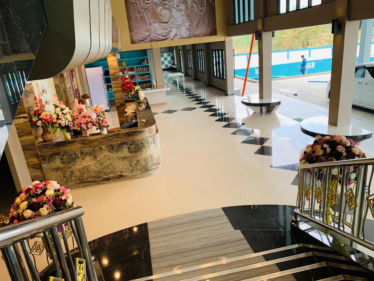 โรงแรมมาลินี Surin Luaran gambar