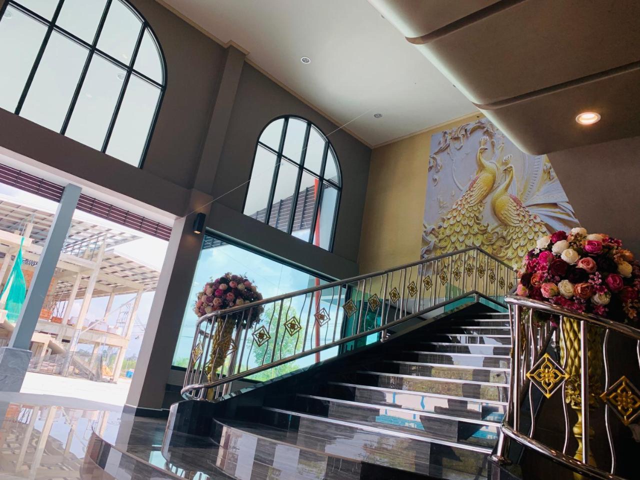 โรงแรมมาลินี Surin Luaran gambar