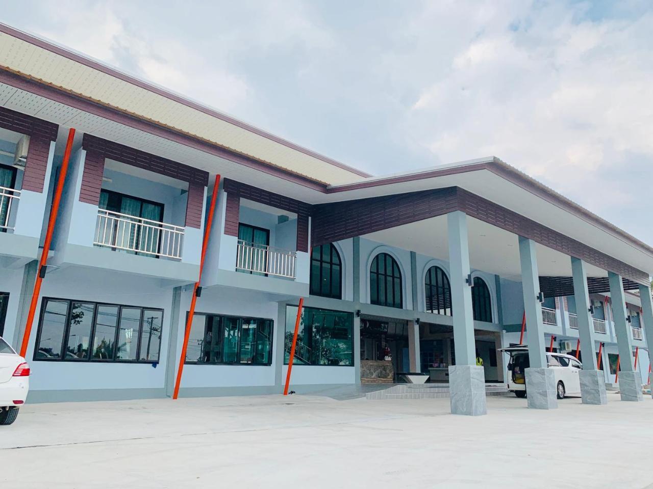 โรงแรมมาลินี Surin Luaran gambar