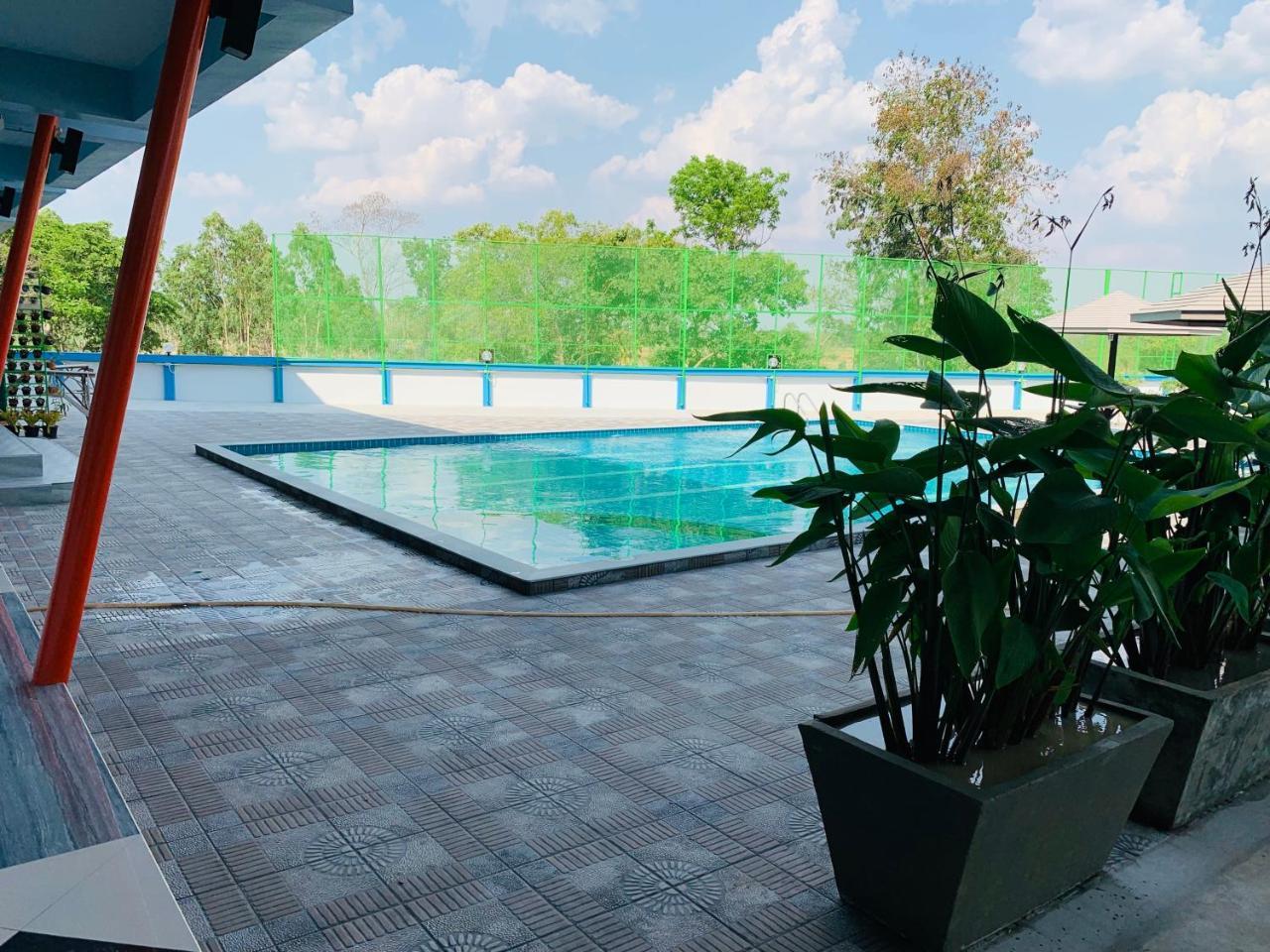 โรงแรมมาลินี Surin Luaran gambar